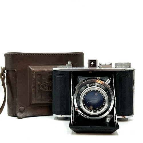 Olympus Six lll B w/Zuiko F.C. f/ 2.8 7.5cm Lens 6x6 Folding