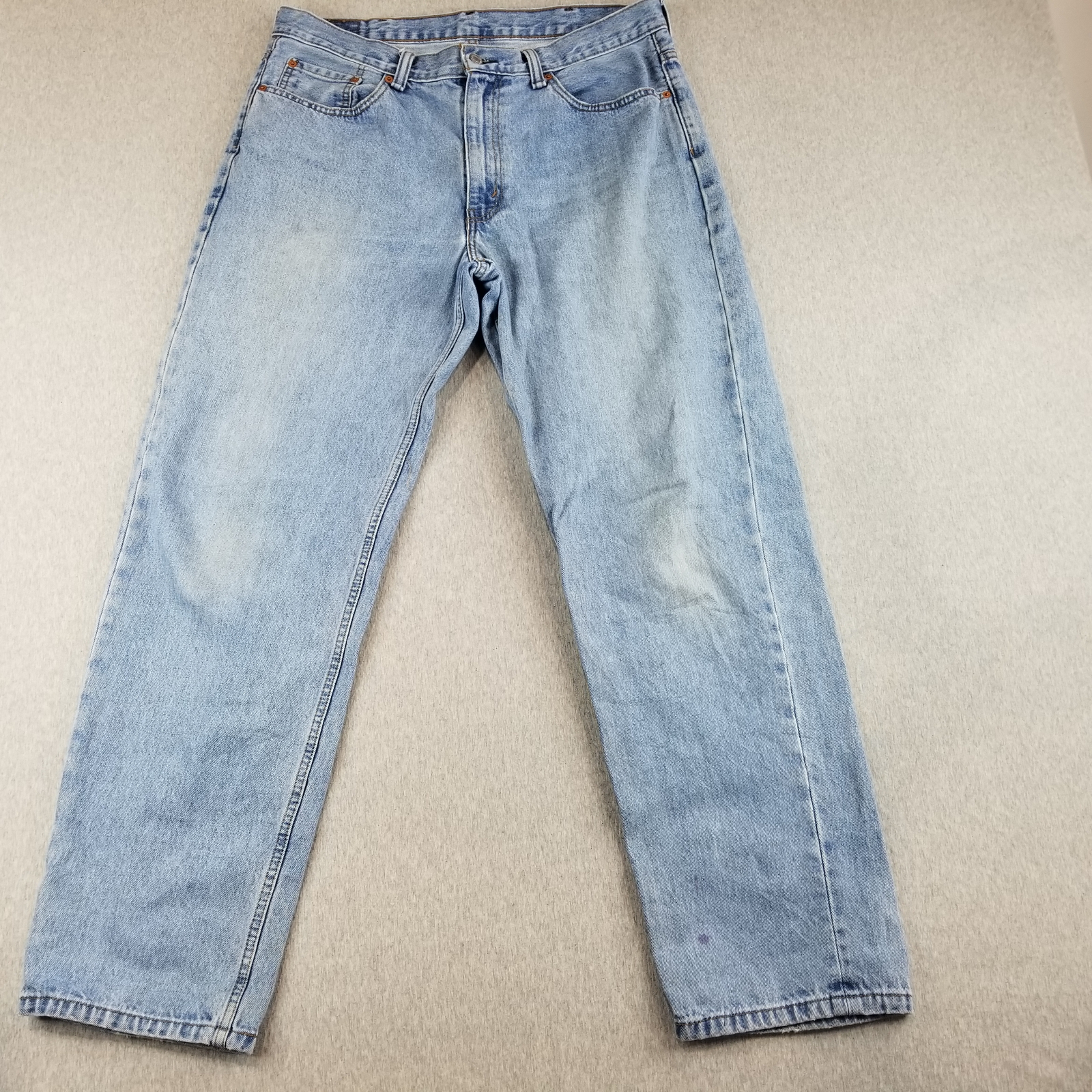 Levi 550 Jeans Men's Sz 38x34 VTG 100%Cotton Light Wash See Measurements Durable