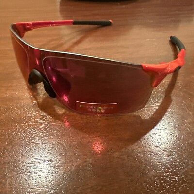 NEW OAKLEY EVZERO PITCH (AF) Sunglasses, Redline Frame Prizm Road OO9383-0138