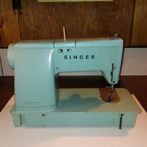 VINTAGE SINGER MODEL 338 sewing machine
