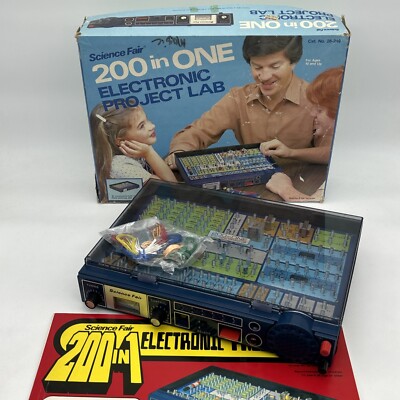 1981 Radio Shack Science Fair 200 In One Electronic Project Lab With Book 28-249