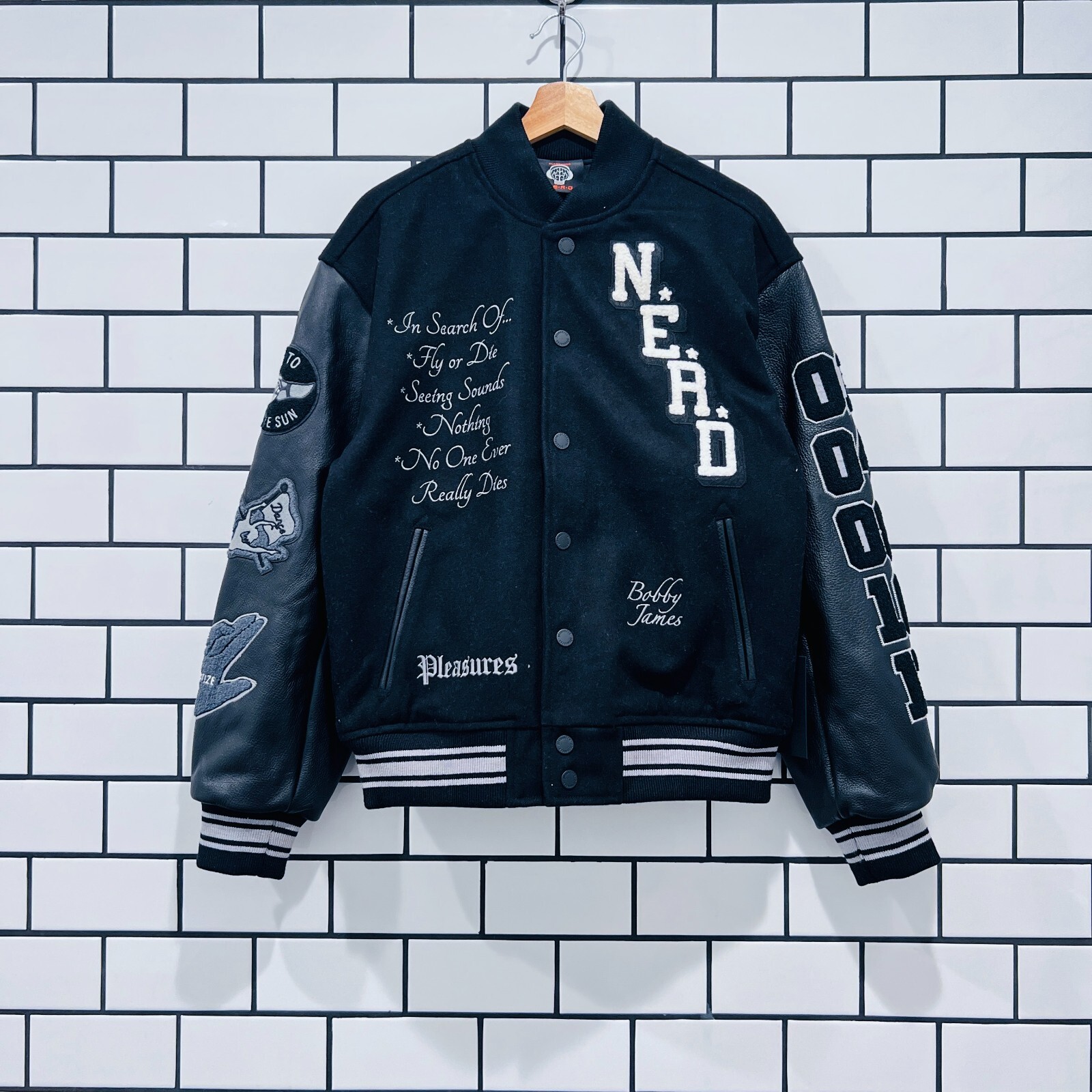 さらに100円引き◆NERDY◆VARSITY LOGO SWEATSHIRT VJADULTDYOUWH.jpg?v=1711636643