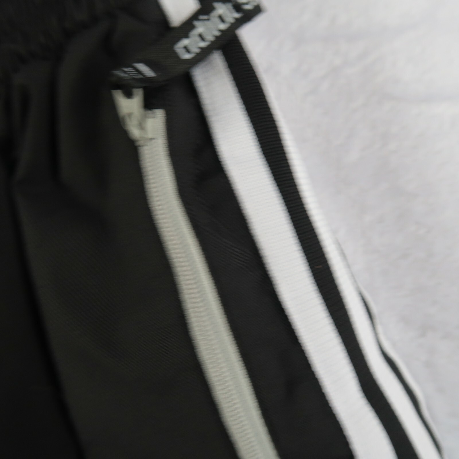 Adidas Boy's Polyester Mesh Lined Break Away Black Warm Up Wind Pants - Youth XL