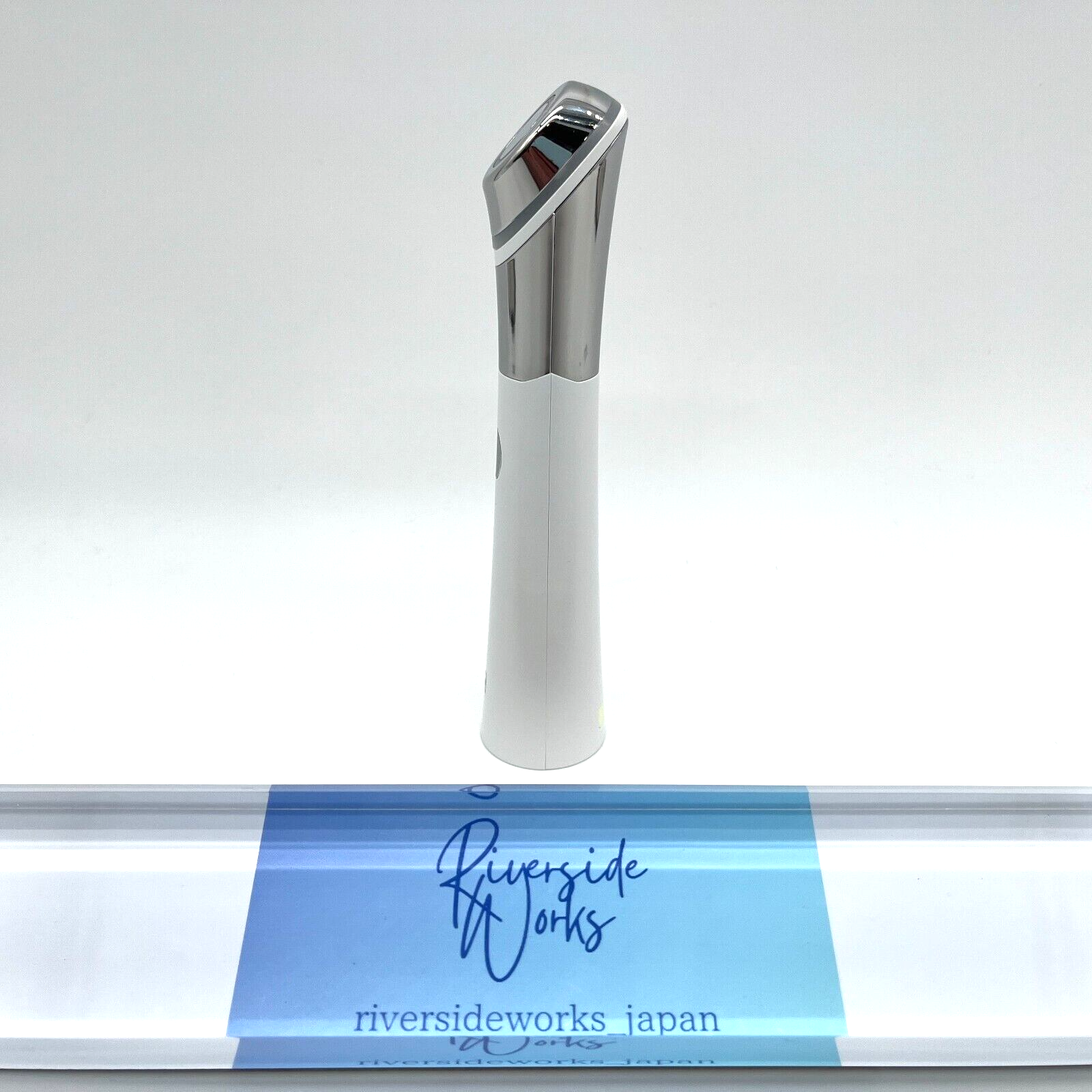 未開封　AGE-R DEVICE ATS AIR SHOT　ME-ASHT-01 Medicube ME-ASHT-01 AGE-R DEVICE ATS AIR SHOT Skin Care Face