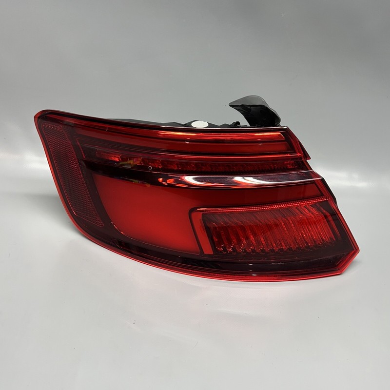 AUDI A3 WAGON TAIL LIGHT LEFT DRIVER S3 2017 2018 2019 OEM 8V4945091A