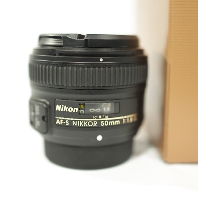 Nikon AF-S FX Nikkor 50mm f/1.8G Auto Focus Lens