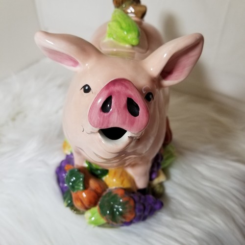 PIG Drink Pitcher Creamer A rare Signature Home Collection Ceramic Fruit/Veggie