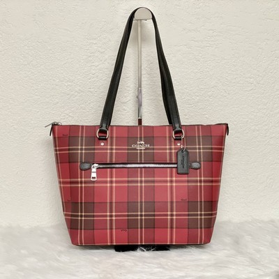 NWT  COACH Gallery Tote With Tartan Plaid Print Red/Black Multi-CC939 Limited