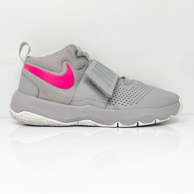 

Nike Boys Team Hustle D8 881941-011 Серые кроссовки для бега, размер 4Y, Серый, Team Hustle D8