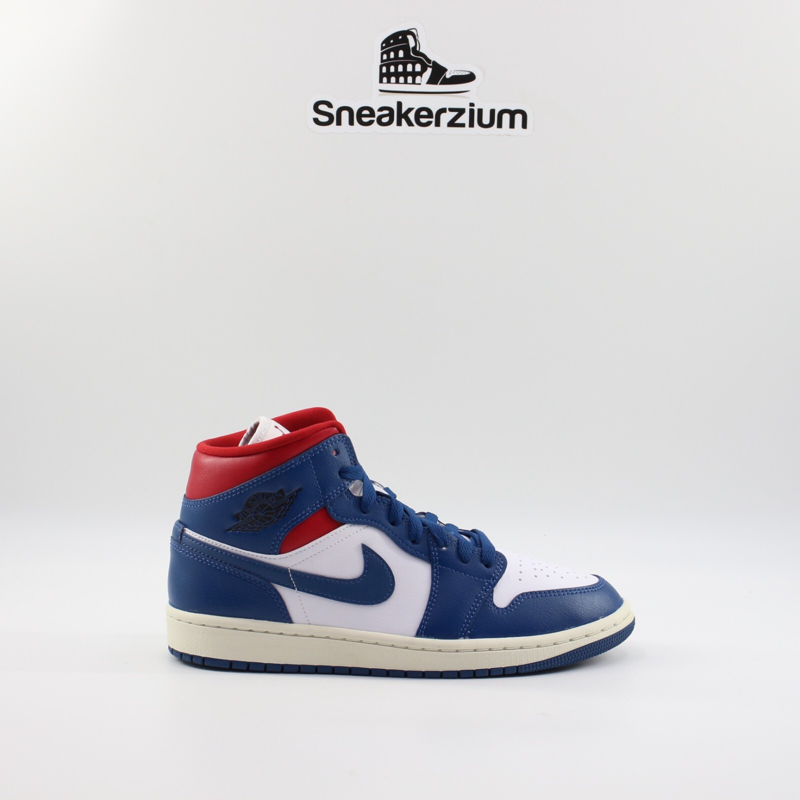 Женские кроссовки Nike Air Jordan 1 Mid USA красные, белые, синие BQ6472-146, новые