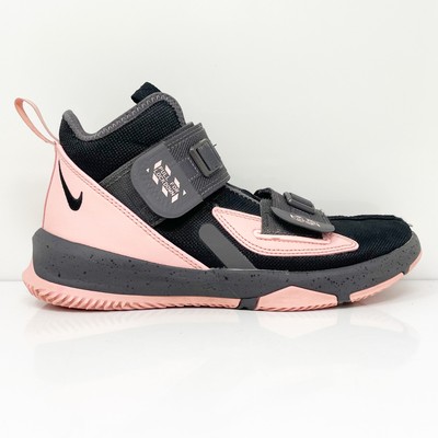 

Черные баскетбольные кроссовки Nike Boys LeBron Soldier 13 AR7585-005, размер 5 лет, Черный, LeBron Soldier 13