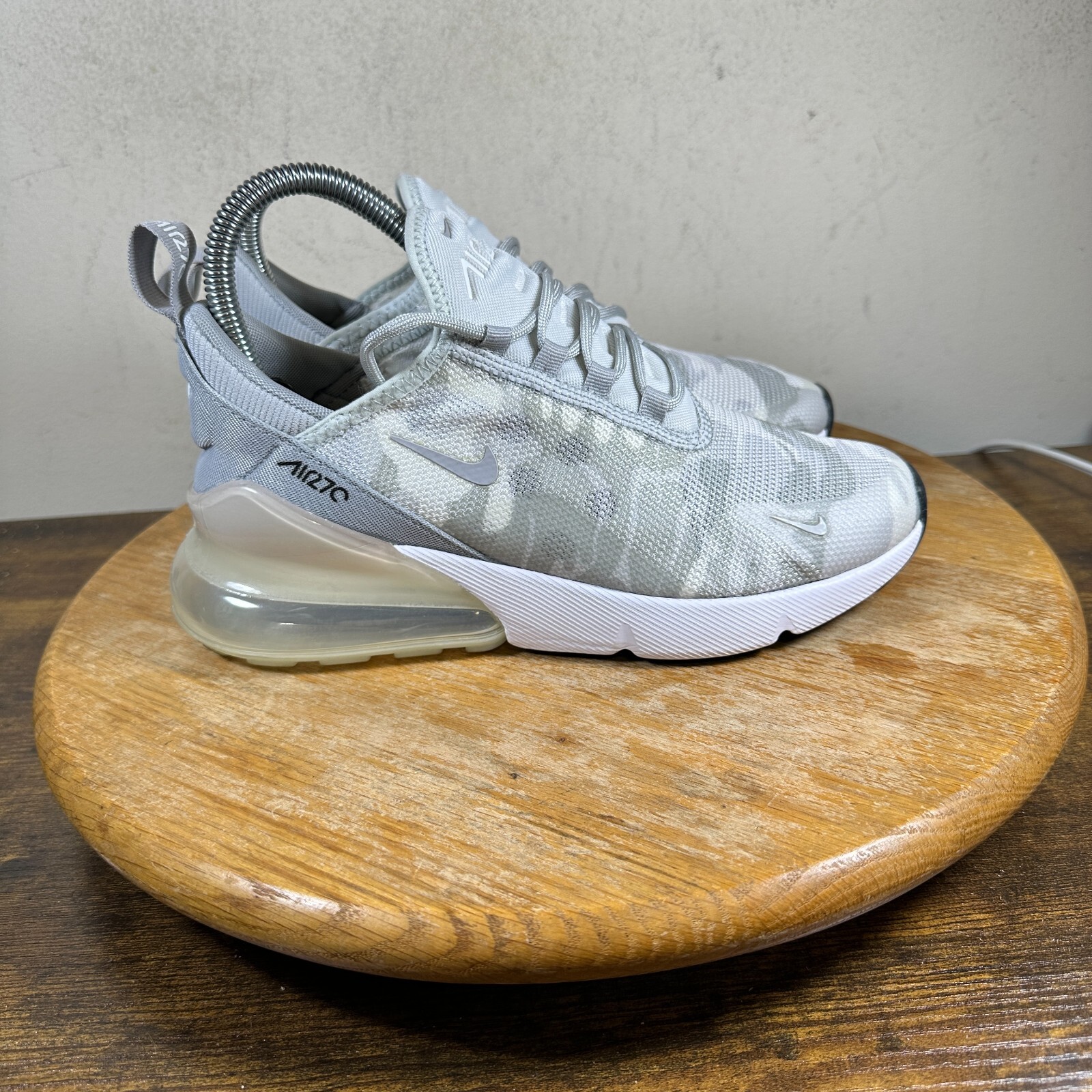 air max 270 camo heel