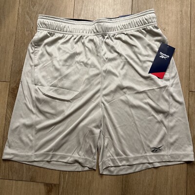Reebok Men s 7 In Pyro Short Size Med Slim 7  Inseam Silver Cloud Heather NEW