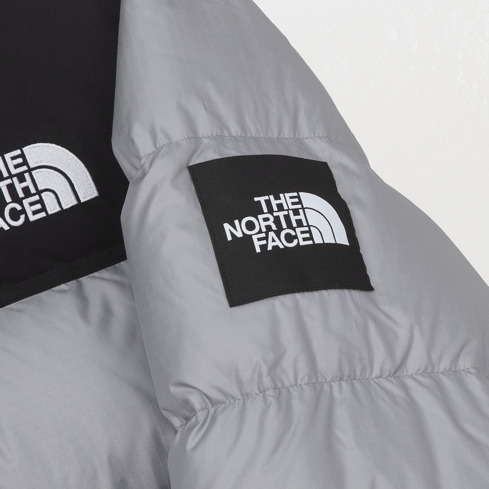 THE NORTH FACE THE NORTH FACE MENS NOVELTY NUPTSE RDS DOWN JACKET NJ1DQ51L XS-3XL ASIAN FIT