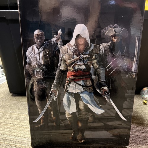 ASSASSINS CREED IV EDWARD KENWAY フィギュア Amazon.com: McFarlane Toys Assassin's Creed Series 1 Edward