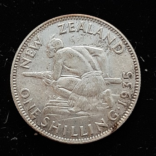 Roughly Size of Quarter 1935 New Zealand 1 Shilling World