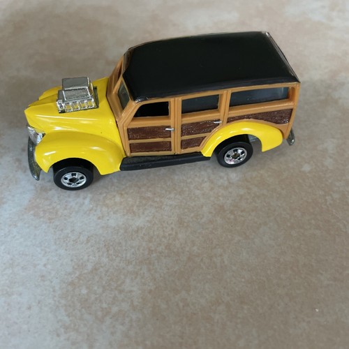 1979 Hot Wheels Yellow 40's Ford Woody Wagon Woodie