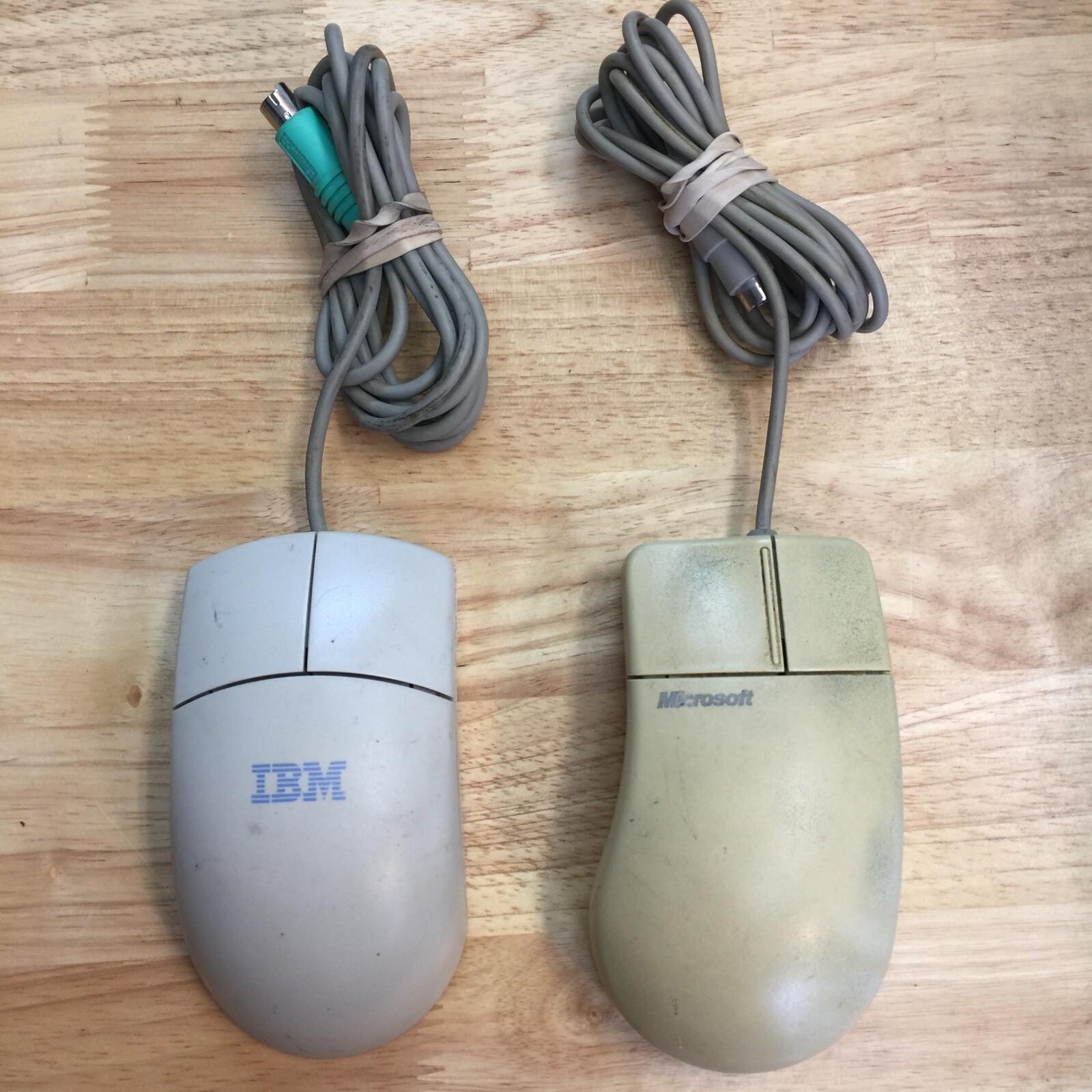 VINTAGE LOT OF 2 IBM MOUSE AND MICROSOFT MOUSE - M-SAU-IBM6
