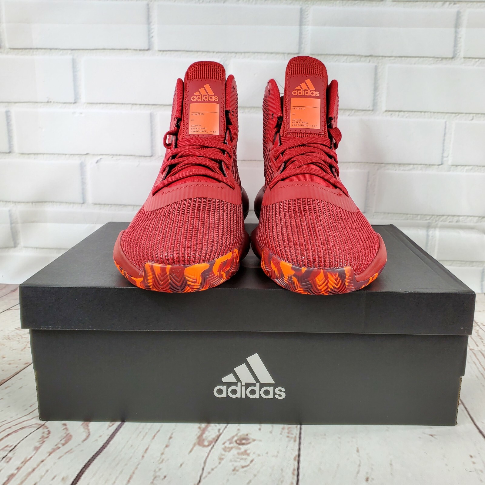 Men's Basketball Shoes EE3898 