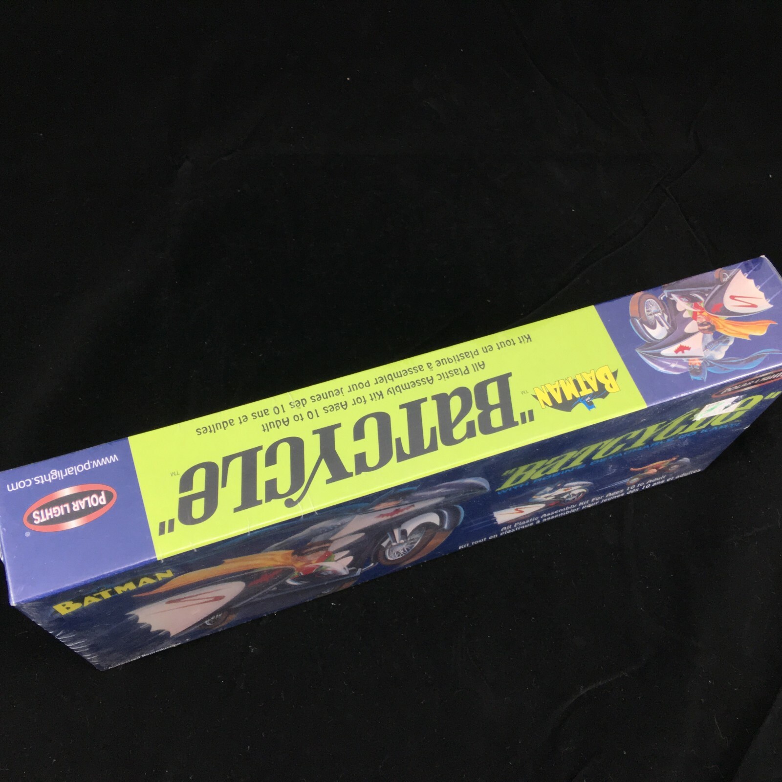 Polar Lights #6902 Batman and Robin BatCycle Plastic Assembly Model Kit