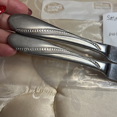 Two 2 Oneida Satin Normandy Pattern Stainless Steel By Oneida Knives Knife
