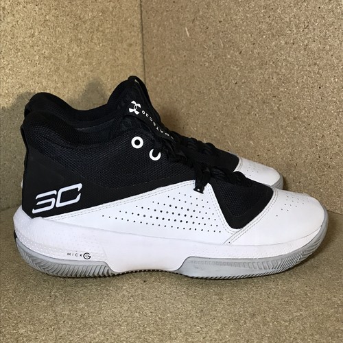 Under Armour SC 3ZERO IV Mens 8.5 Women 10 Basketball Shoes
