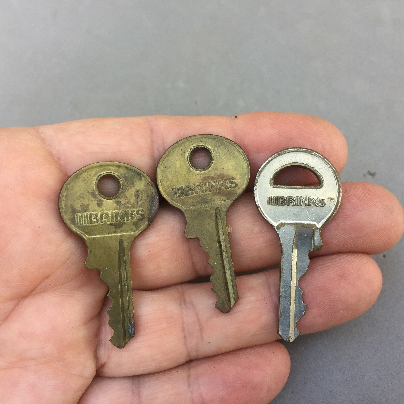KEY Lot 3 Brinks Vintage Brass Door Cabinet Padlock H1856