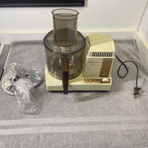 VTG Sunbeam Food Processor Model 14056 Tested and Works Great!