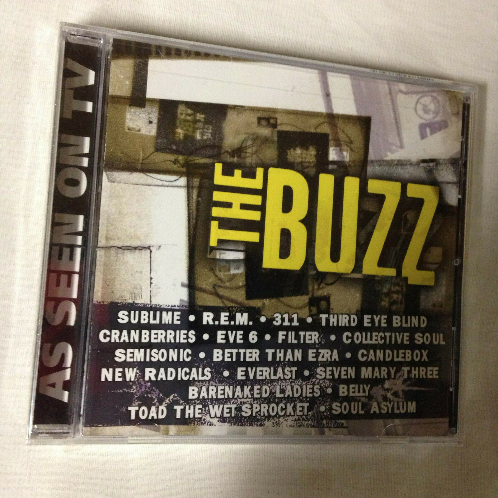 邦楽 \"BUZZ!!\" THE MOVIE (live CD) 81TfDPbfmwL._AC_SY200_QL15_.jpg
