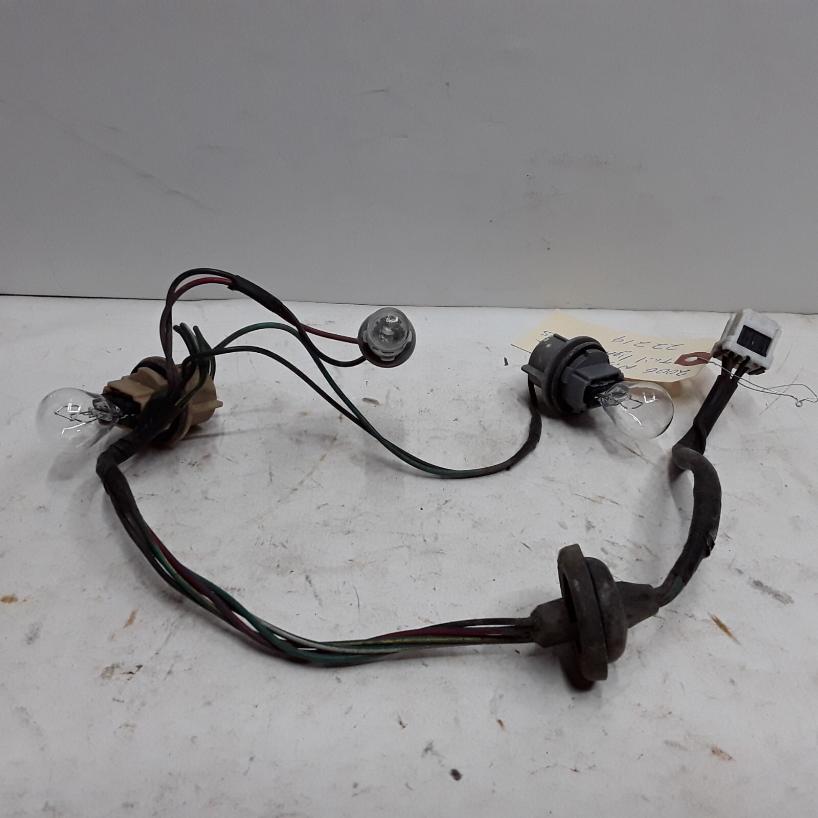 NISSAN 日産 純正 停止表示燈 12V 昼夜間兼用 $_57.JPG?set_id=880000500F