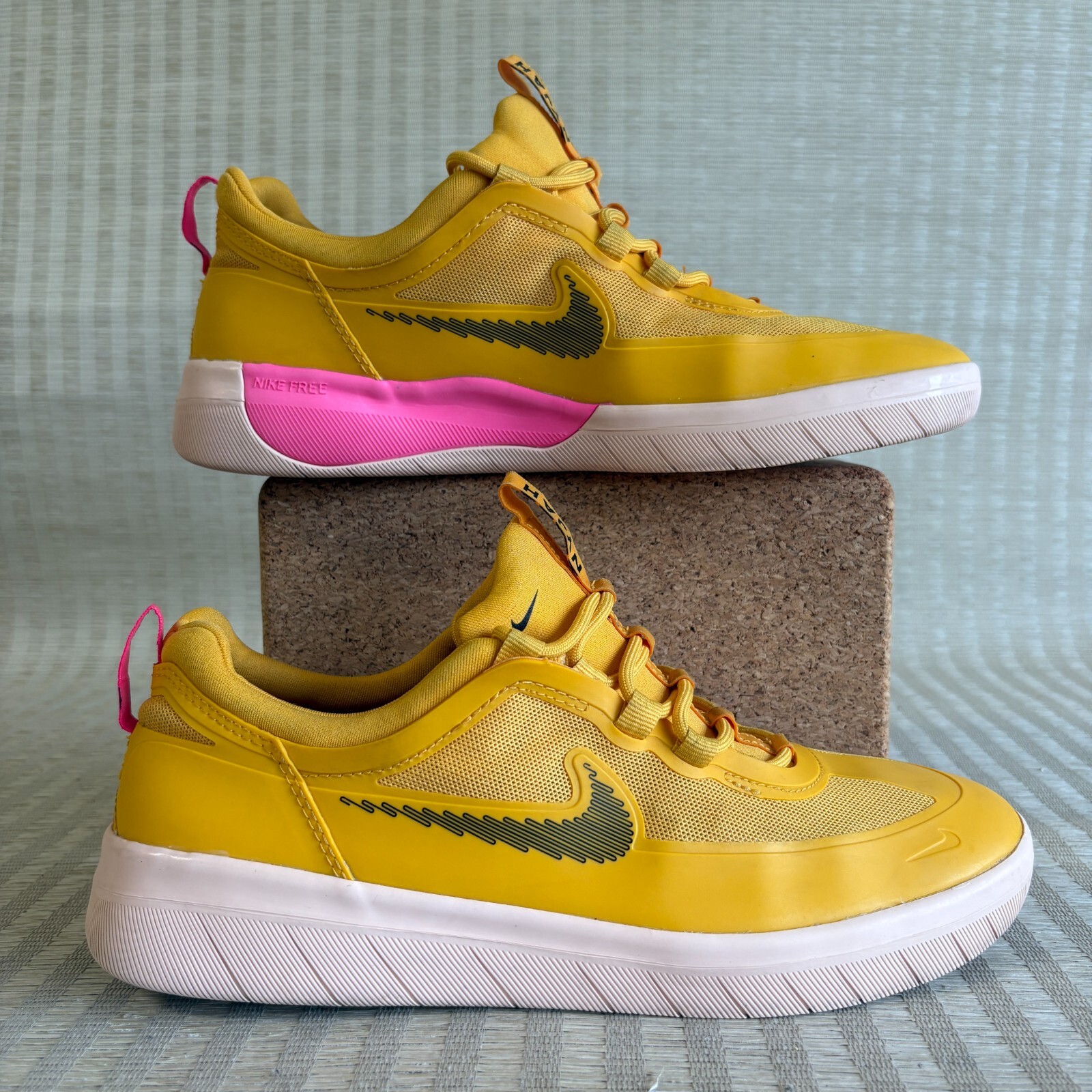 Nike Mens SB Nyjah Free 2 CU9220-700 Pollen Yellow Skate Shoes