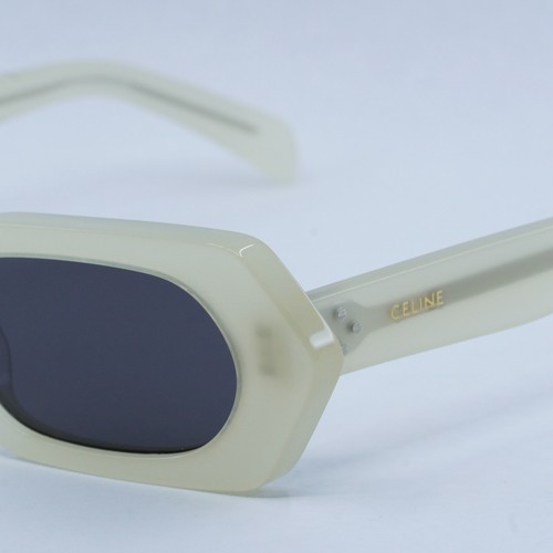 Pre-owned Celine Cl40243i 39a Opal Vanilla/smoke 51-18-135 Sunglasses Authentic In Gray