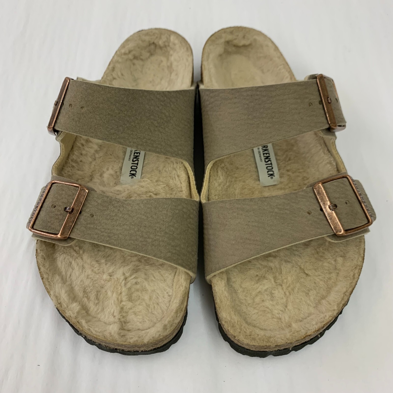 【BIRKENSTOCK】Arizona Shearling ボア☆Taupe Women's Birkenstock Arizona Shearling Sandal in Taupe Suede