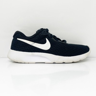 

Nike Boys Tanjun 818382-011 Черные кроссовки для бега, размер 12C, Черный, Tanjun