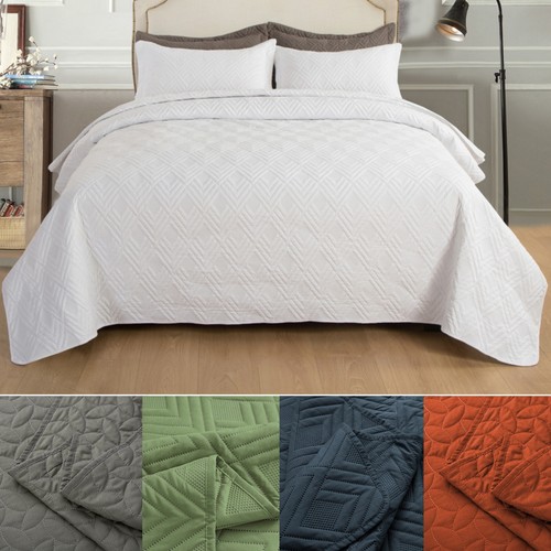 King Size Pure Leaves L Pattern 3 Pieces Quilt Set