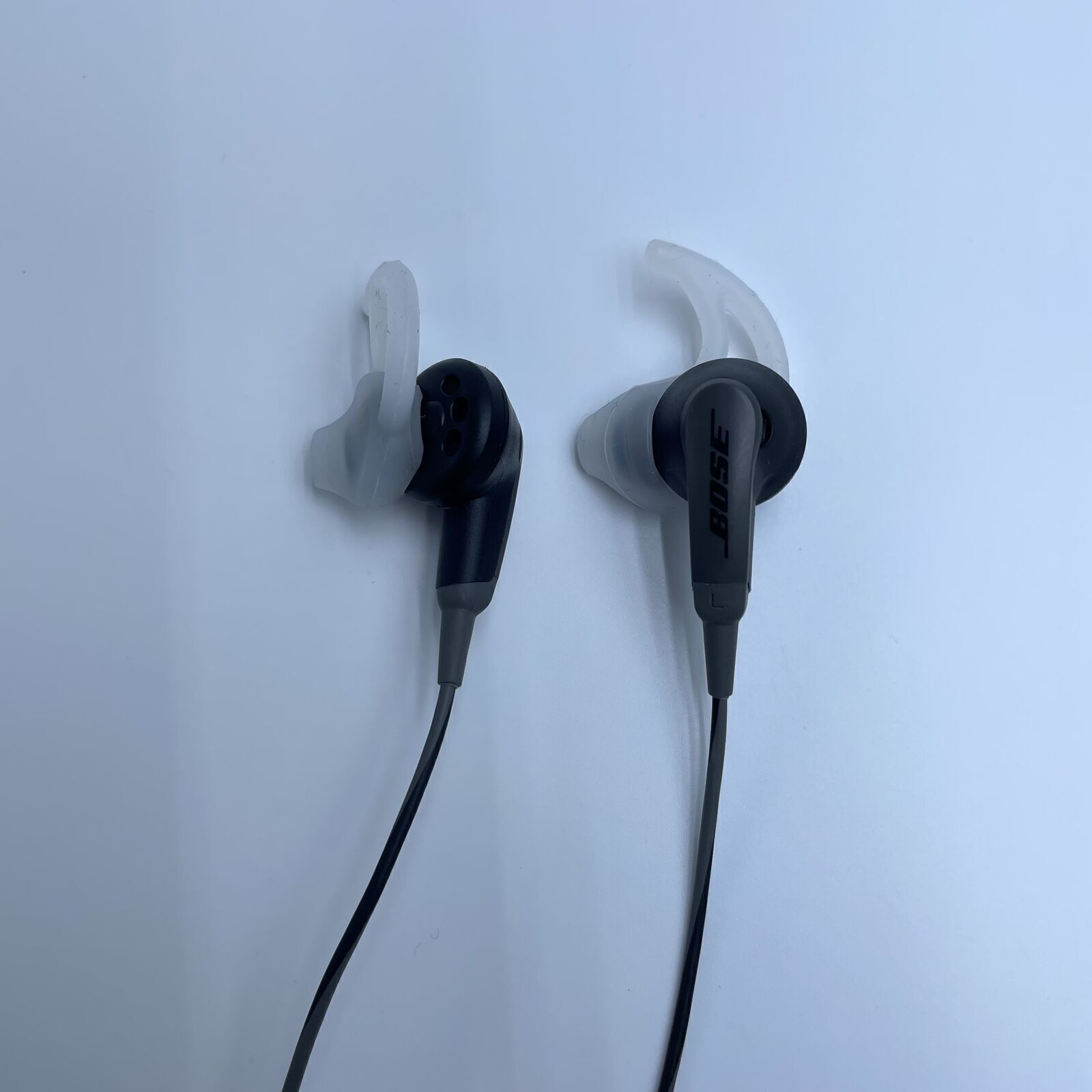 Bose SoundSport Wired 3.5mm Jack Headphones Earbud(In-ear) Charcoal-Black