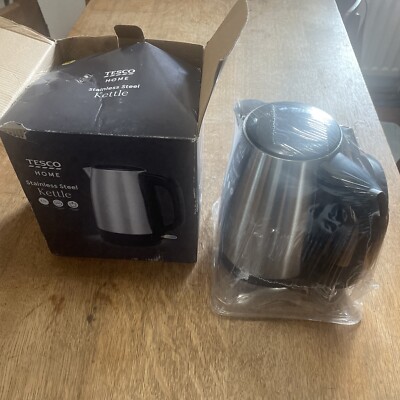 TESCO STAINLESS STEEL KETTLE  + BASE UNIT MODEL: JK30 220-240V - 50HZ New In Box