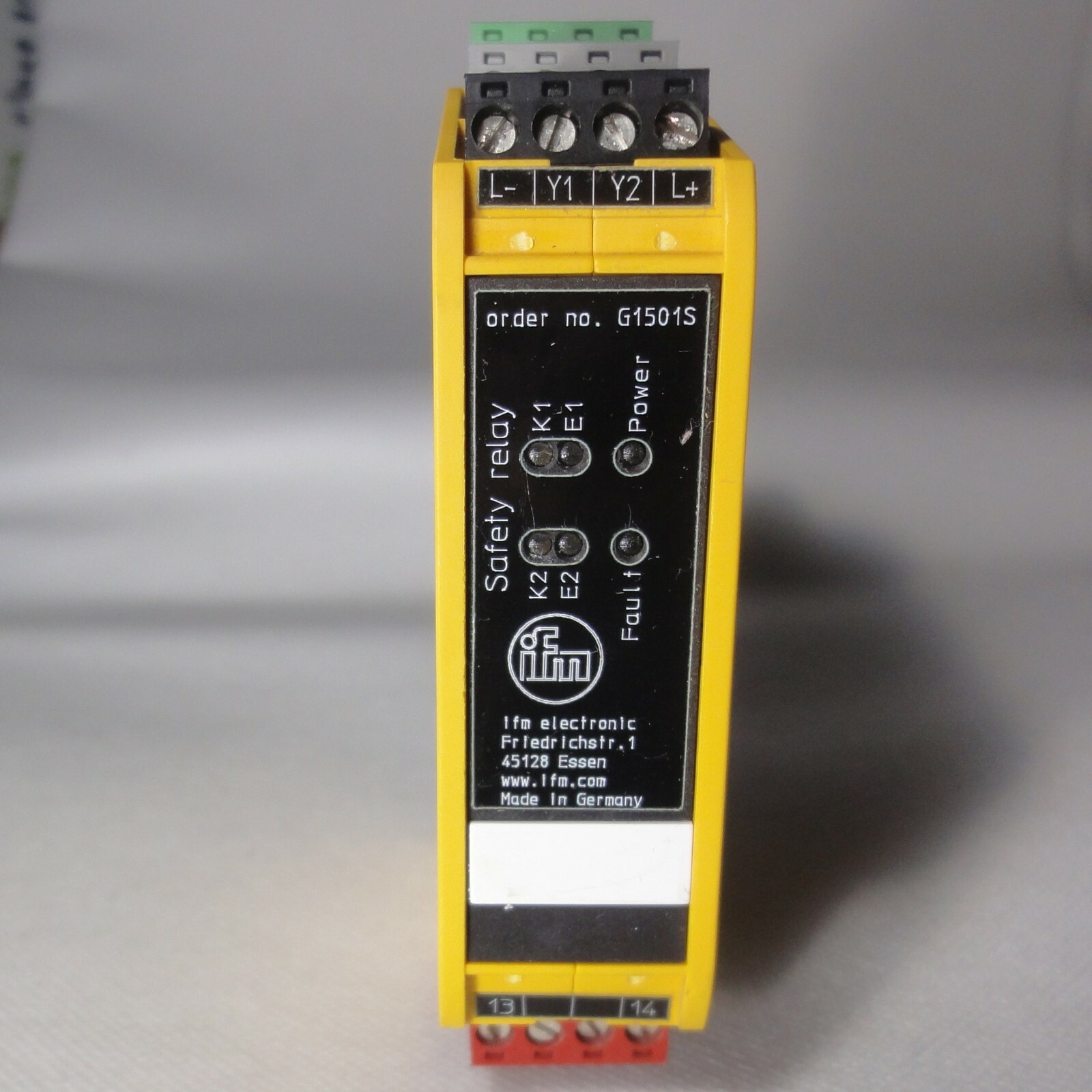 Купить Реле безопасности IFM Electronic SAFETY SWITCH GEAR /g1501s в