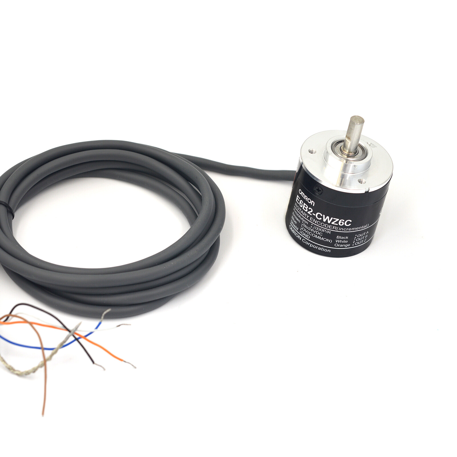 OMRON E6B2-CWZ6C Rotary Encoder 2000P/R New