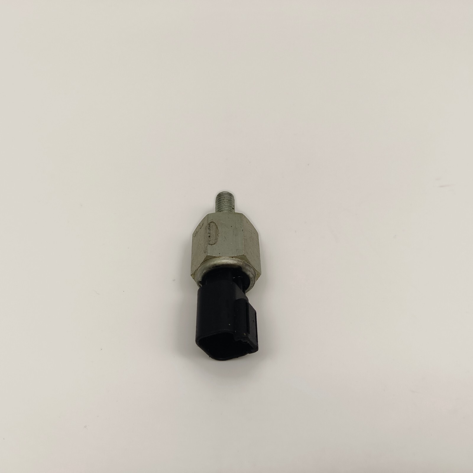Oil Pressure Sensor Original T421762 484-0882 for Perkins