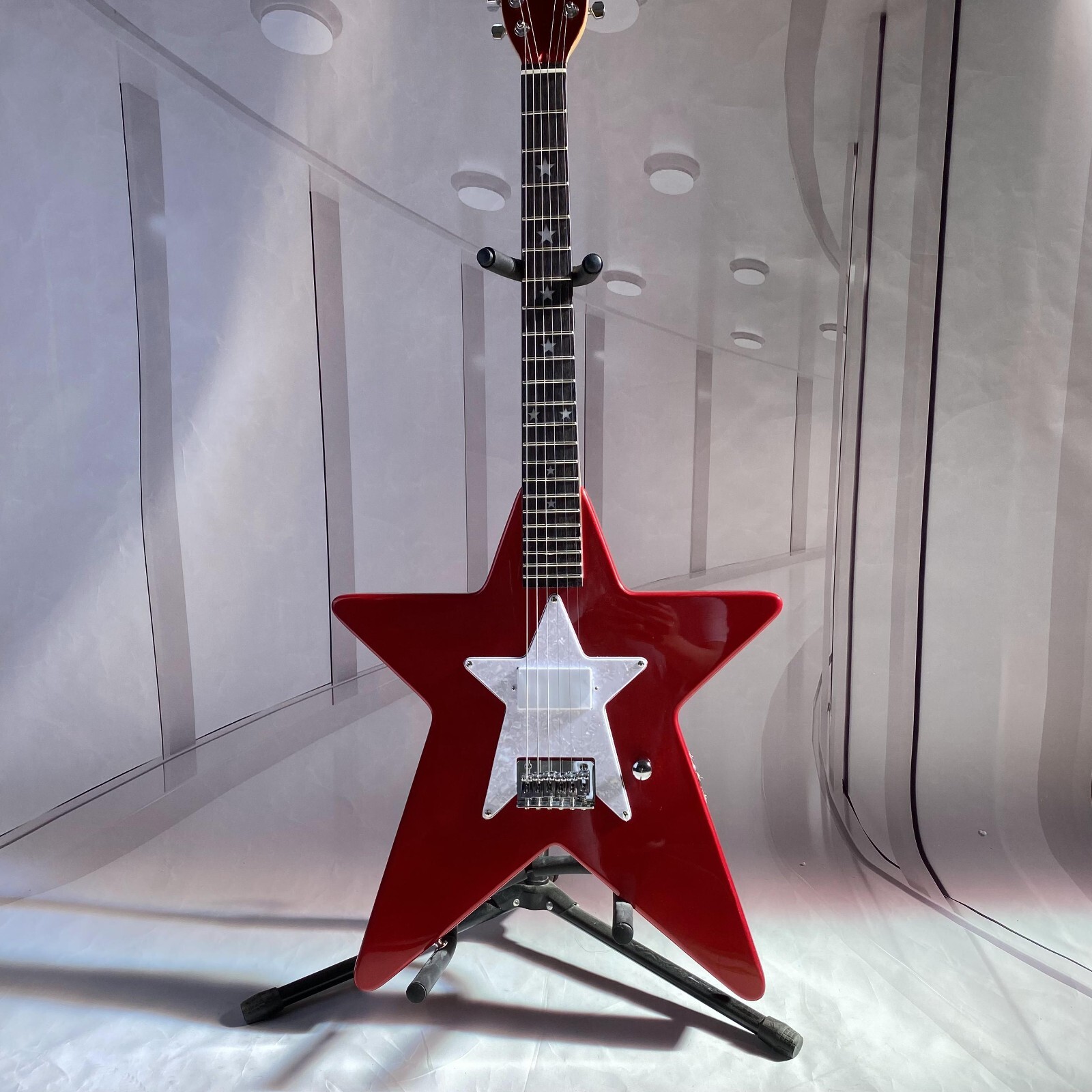 rare Daisy Rock Debutante Star electric guitar Chrome plated rare Daisy Rock Debutante Star electric guitar Chrome plated