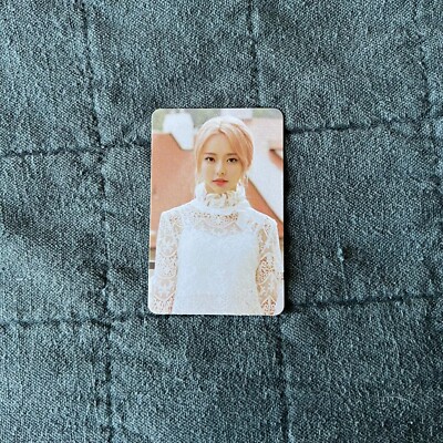 LOONA Vivi Love & Evil Photocard *FIRST PRESS*