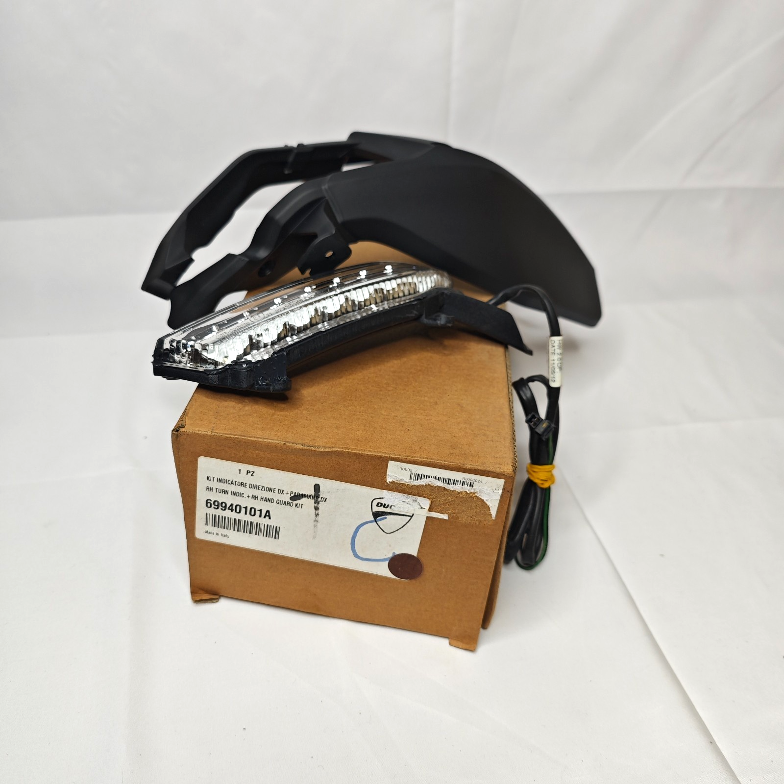 59821481C ドゥカティ純正 KIT HANDS FREE 315 MHZ HD店 59821481C ドゥカティ純正 KIT HANDS FREE 315 MHZ HD店