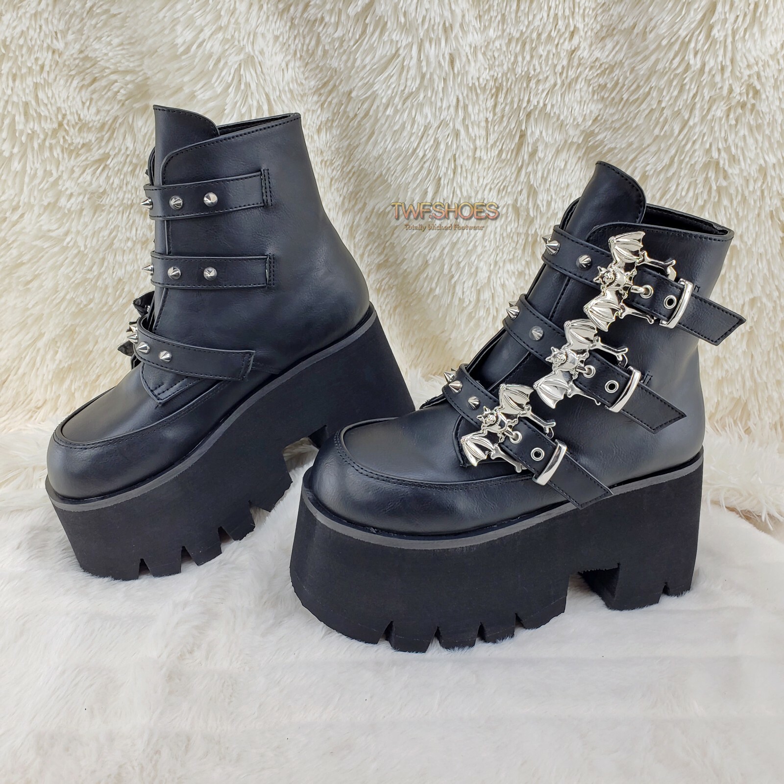 Ботинки Demonia Ashes 55 Black Bat 