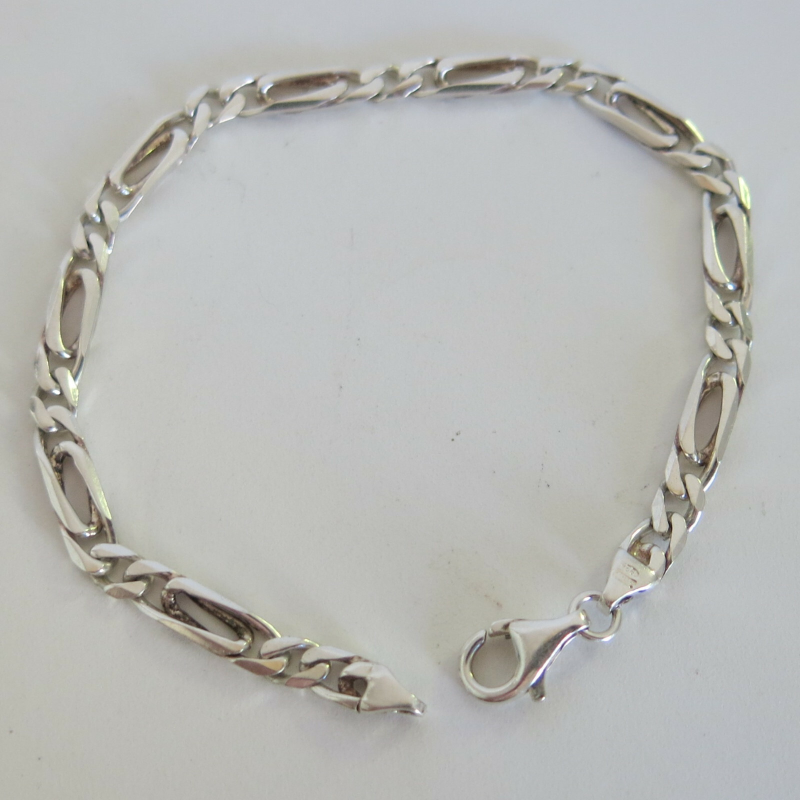Sterling Silver Tennis Bracelet 8.25 inch Long 10.9g [6257