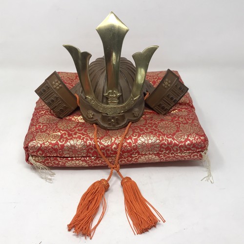 兜　samurai helmet vintage Antique Samurai Helmet 六十二間筋兜 (KT-16) | Samurai Museum Shop