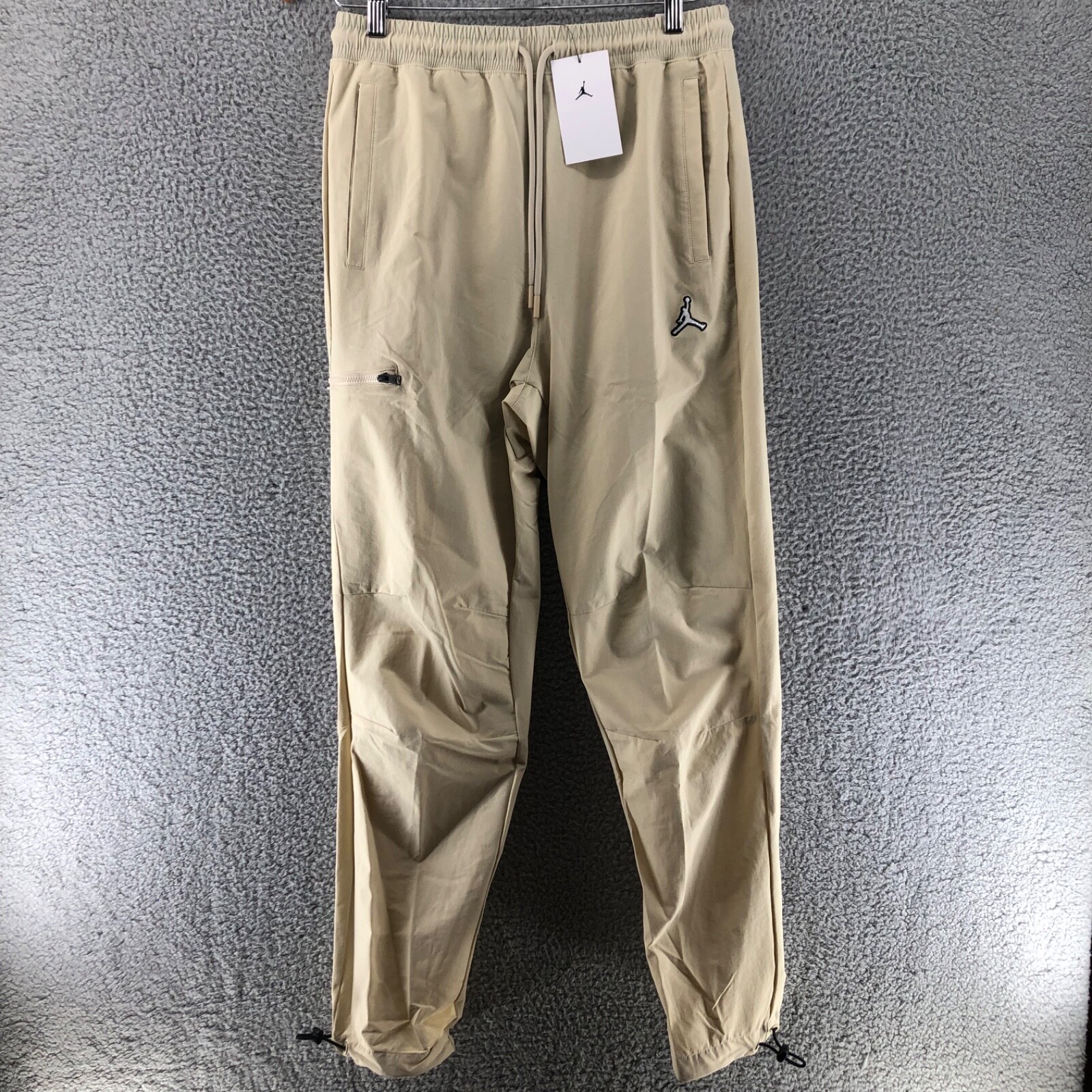 【NIKE】◆Jordan Essentials Pants Akio Brown◆FV7462-223◆ Amazon.com: Nike Air Jordan Men's Flight Essential Statement