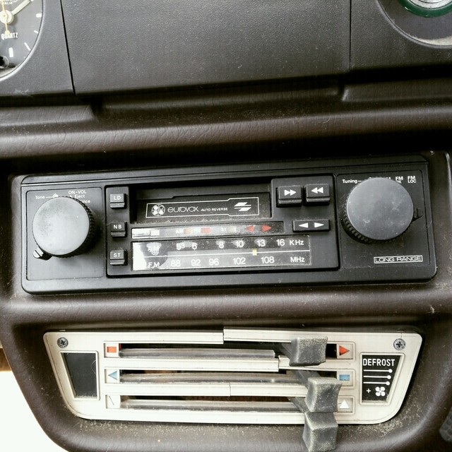 Vintage car radio classic an fm tape restoration Other Parts