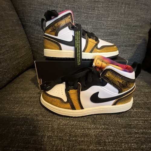 靴 Nike W Air Jordan 1 Mid SE \"Denim/Gold\" Nike Women's Air Jordan 1 Mid SE 