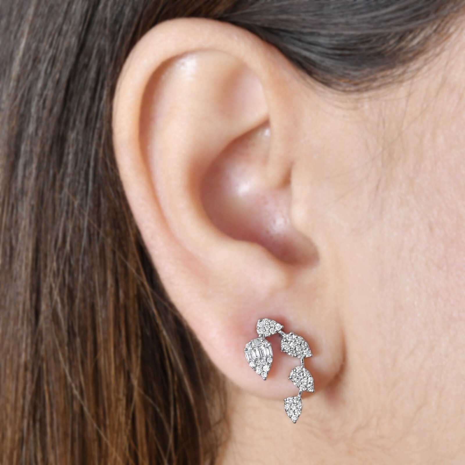 アクセサリー Pear Shaped Stone Ear Charms Pear Shaped Stone Ear Charms